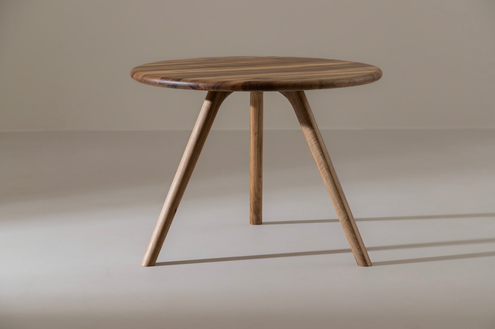 ARLEN Round Dining Table image 29