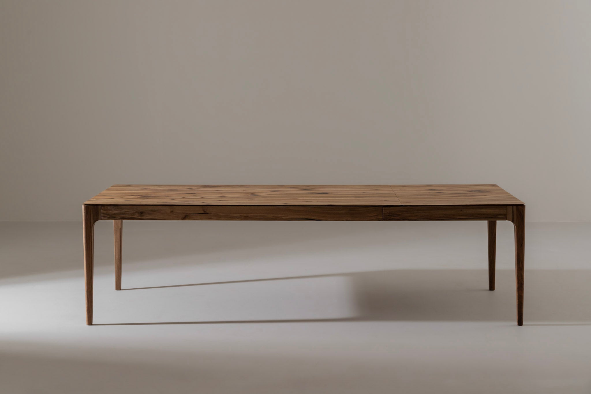 CAROLINA Walnut Extendable Dining Table