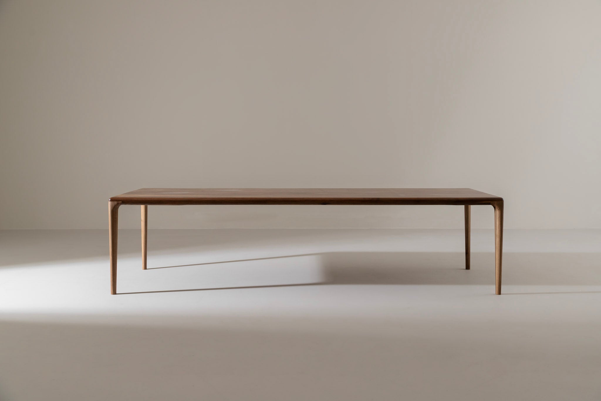 LÜNA S Dining Table image 32