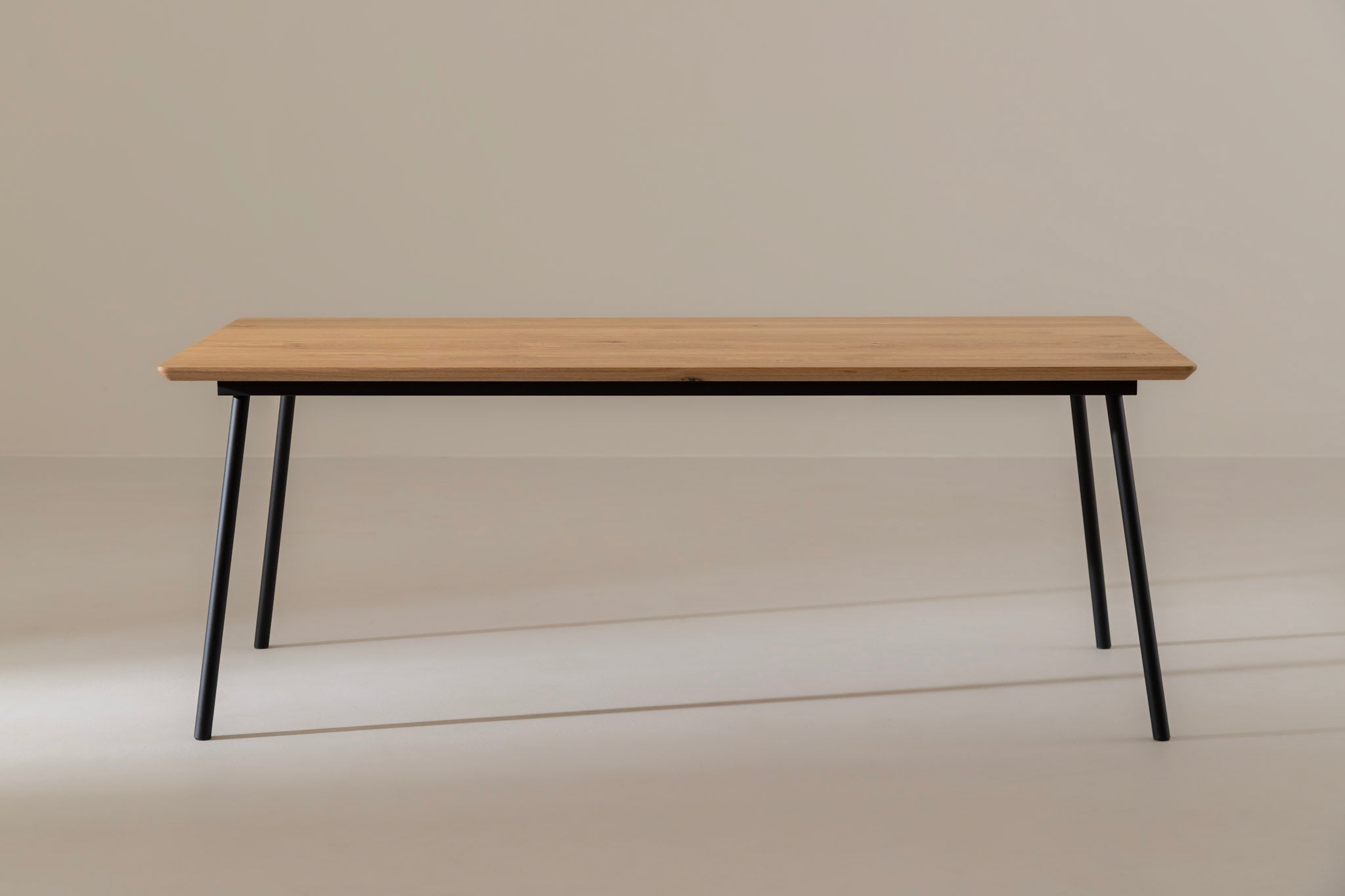 MARTA Oak Dining Table