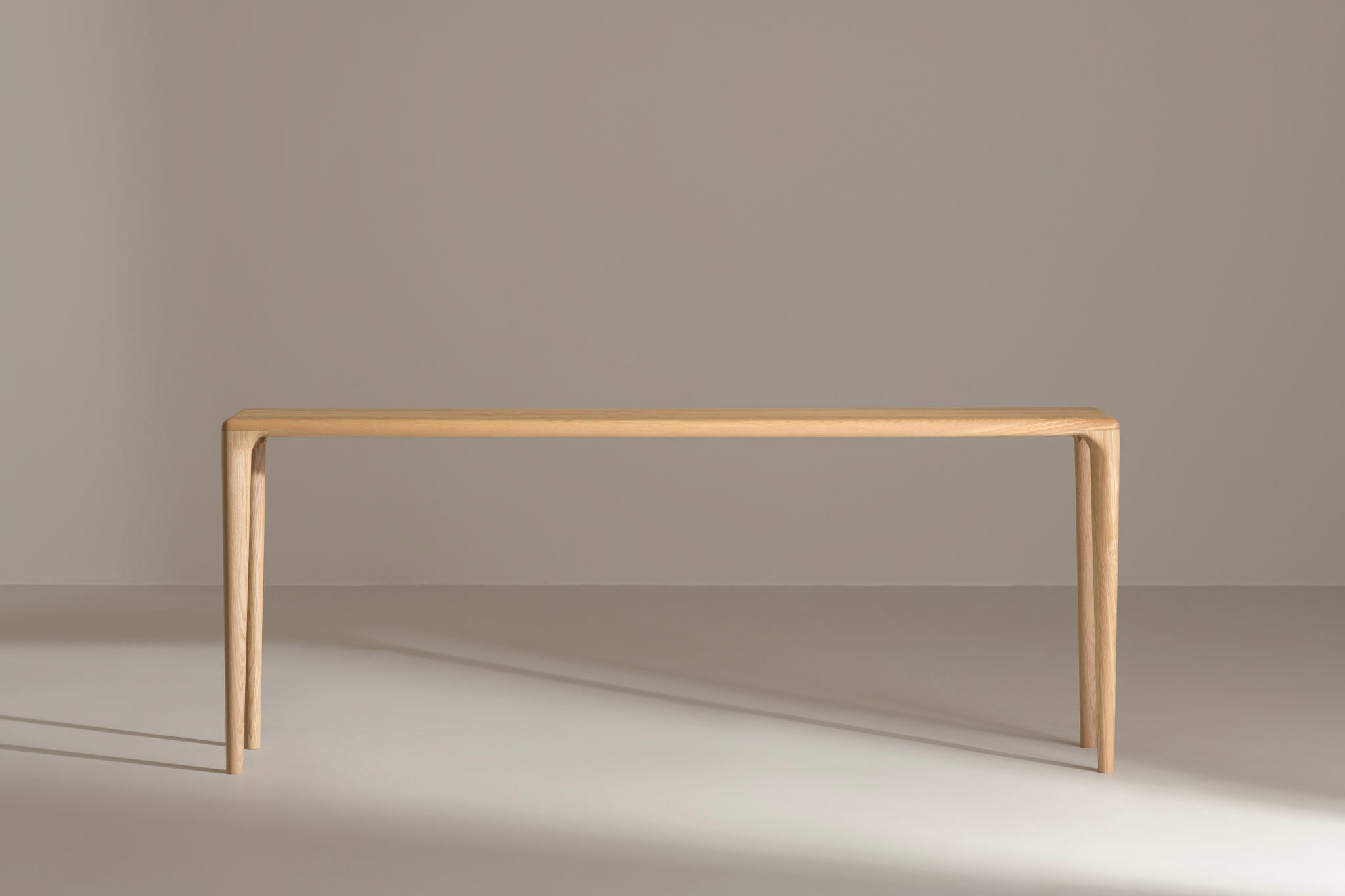 LÜNA Console Table