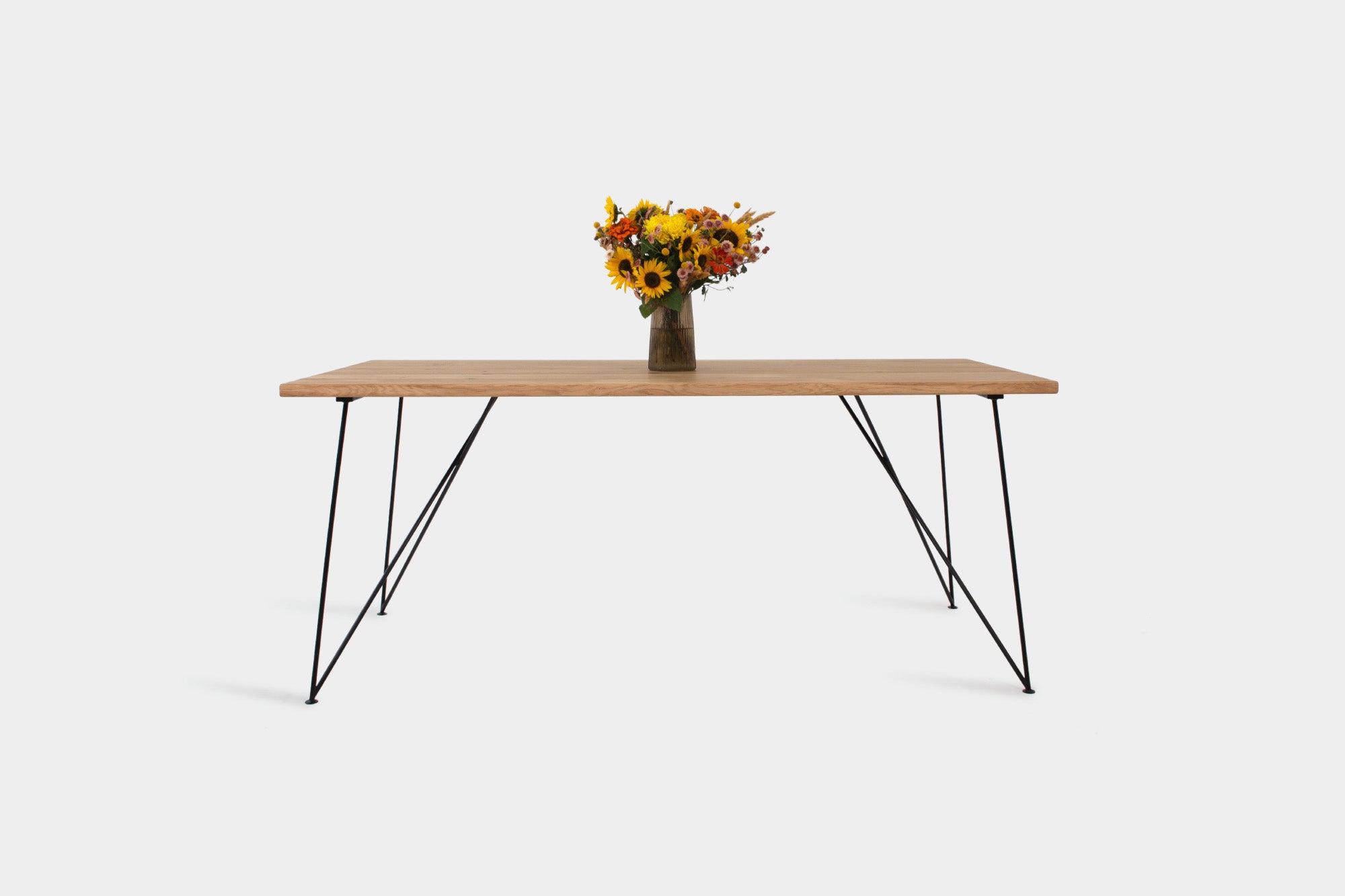 AEMILIA Eettafel