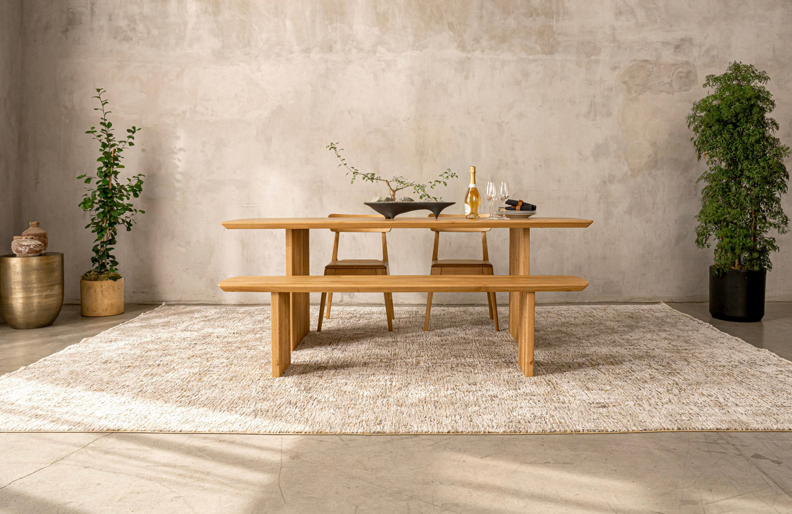 MIOKO | Oak Dining Table