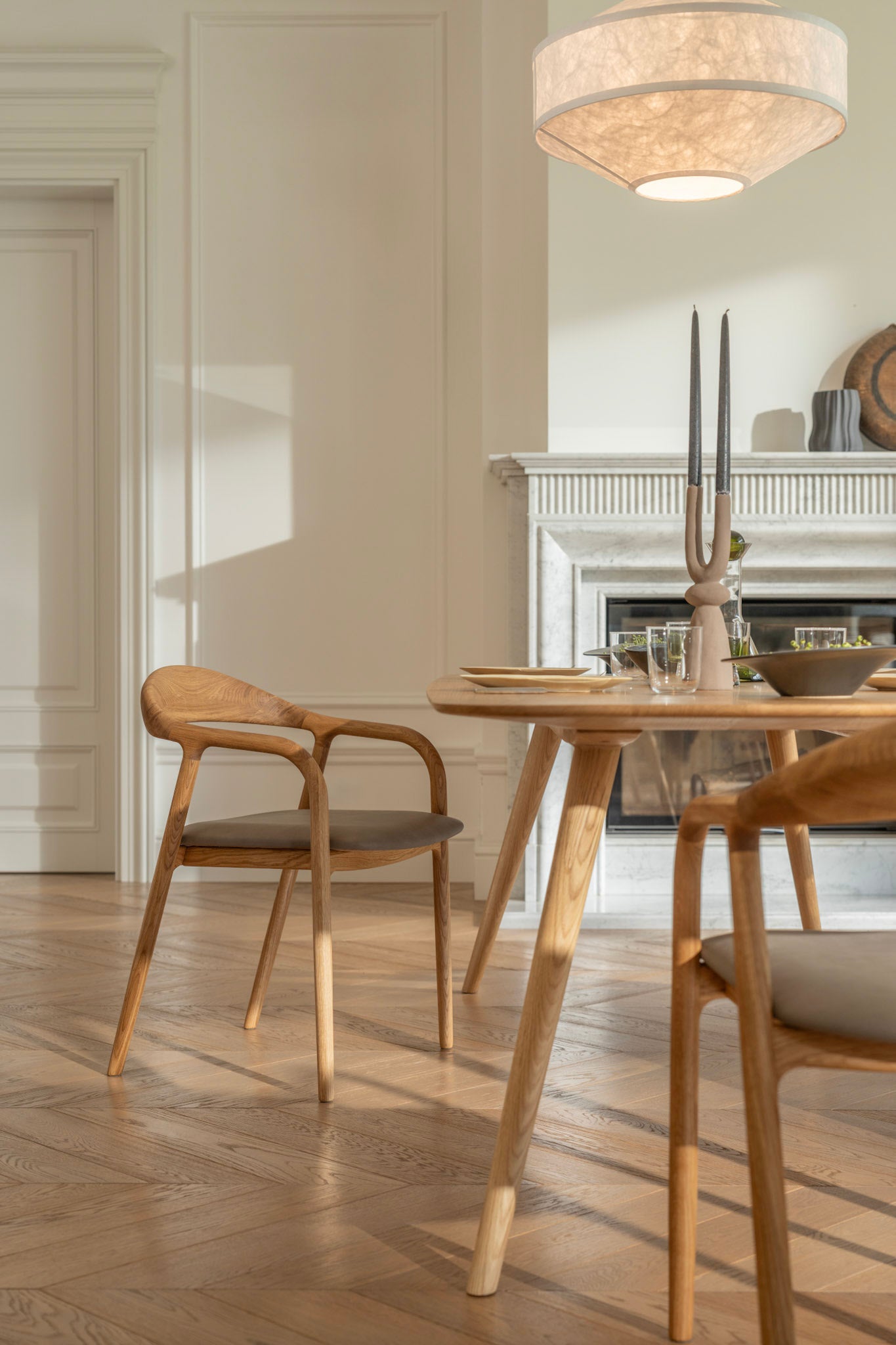 LELA | Chair image 39