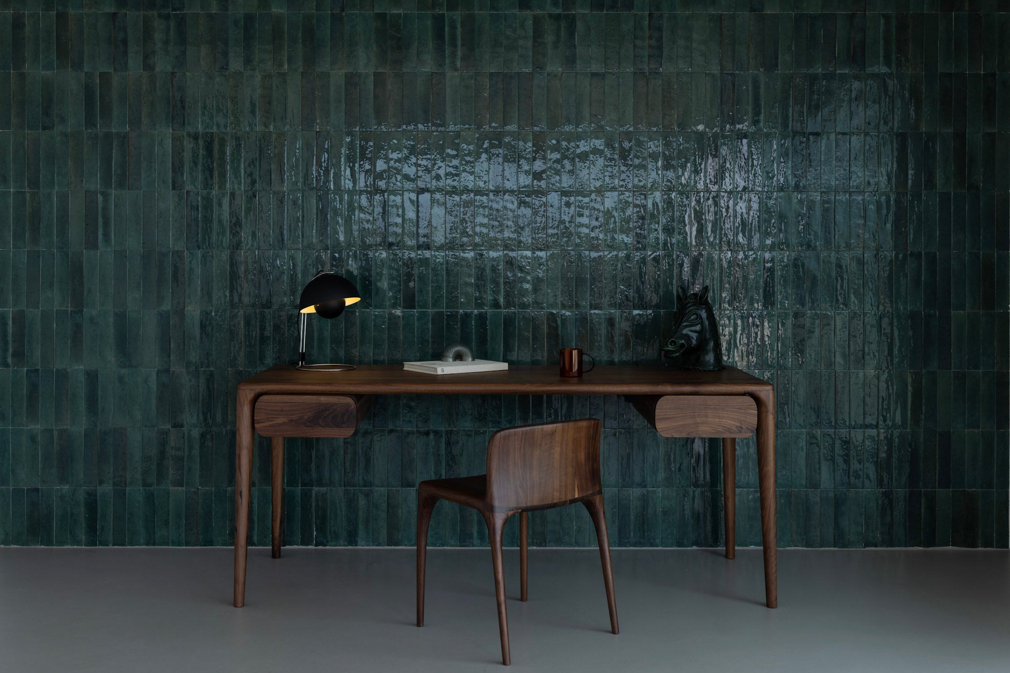 LUNA Desk image 12