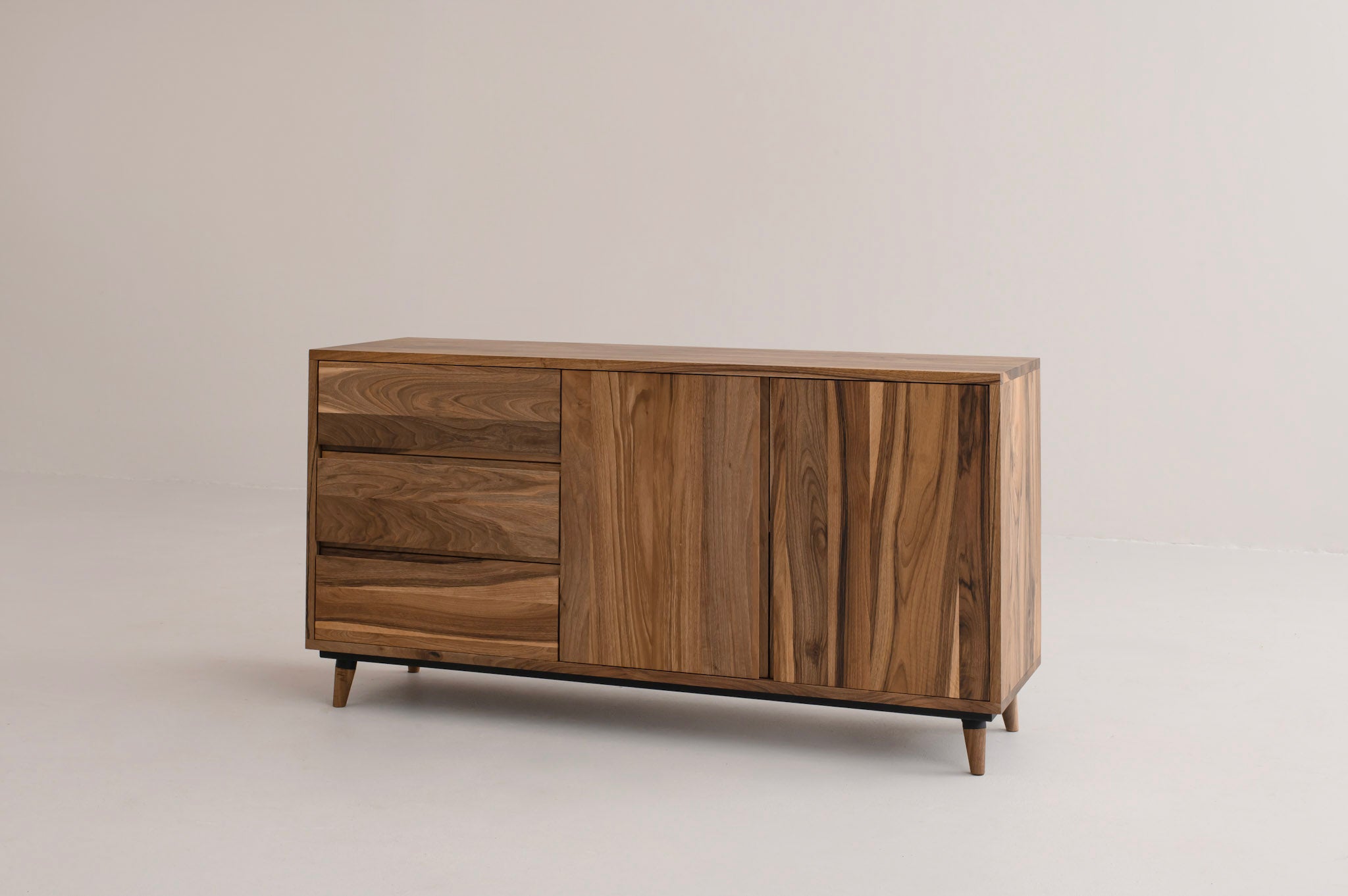 METIN Sideboard image 24