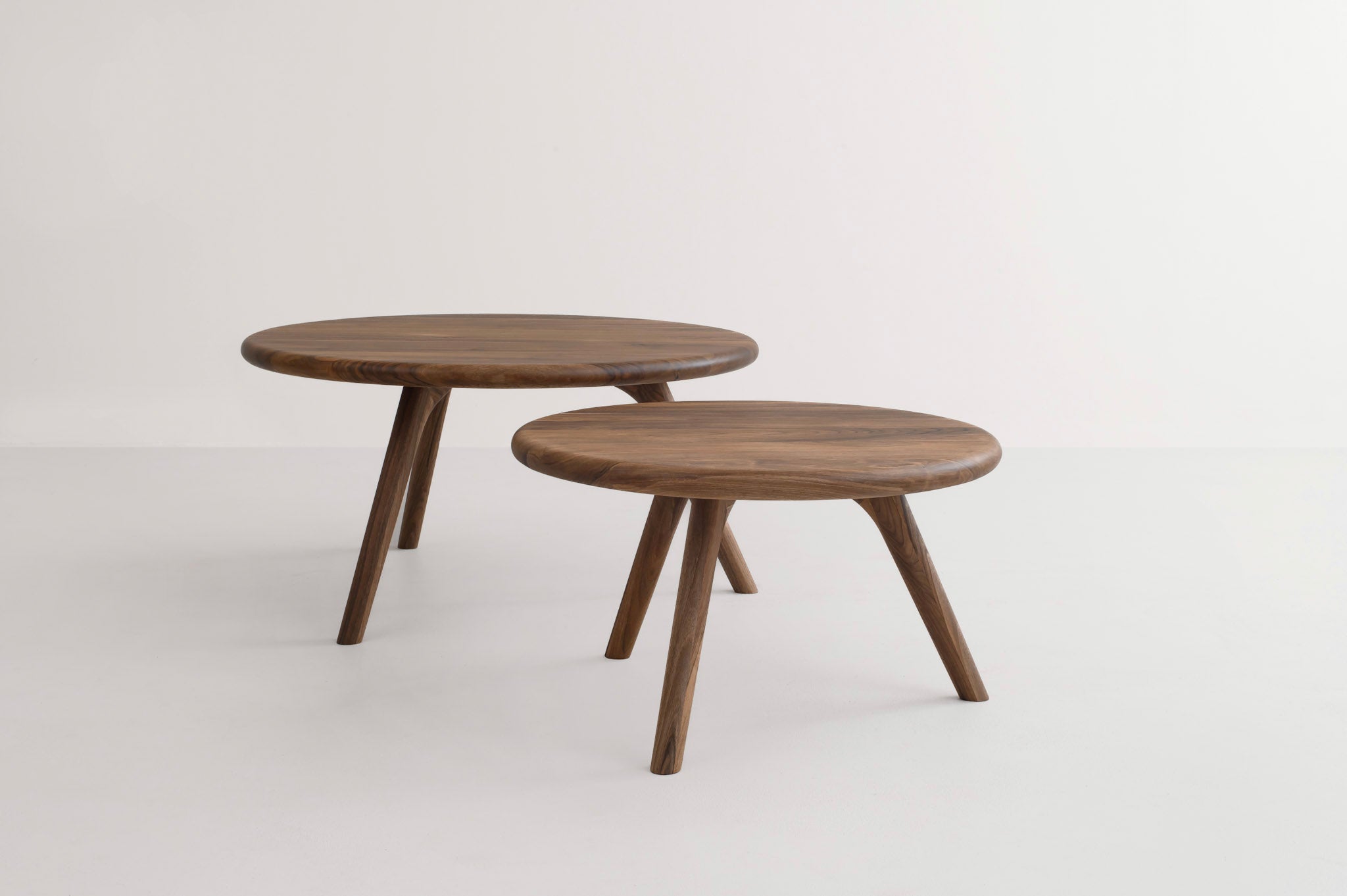 ARLEN | Nesting Round Coffee Tables image 29