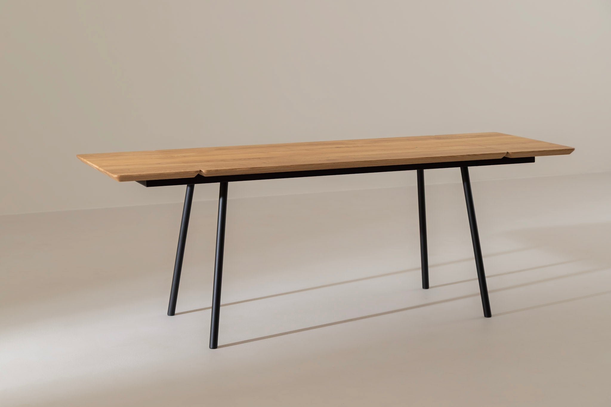 MARTA Oak Extendable Dining Table