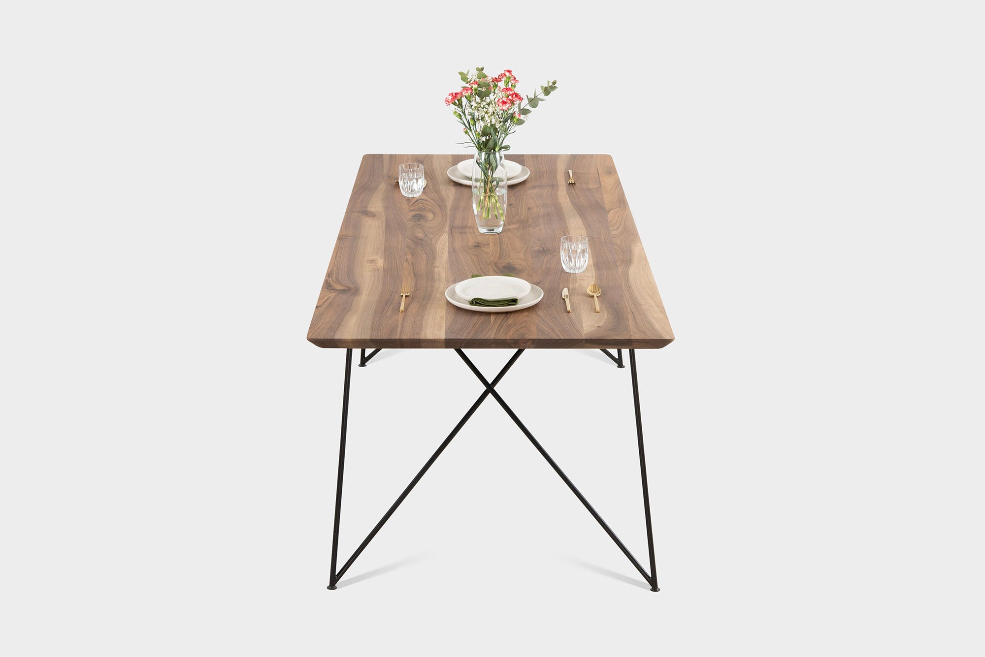 AEMILIA Eettafel