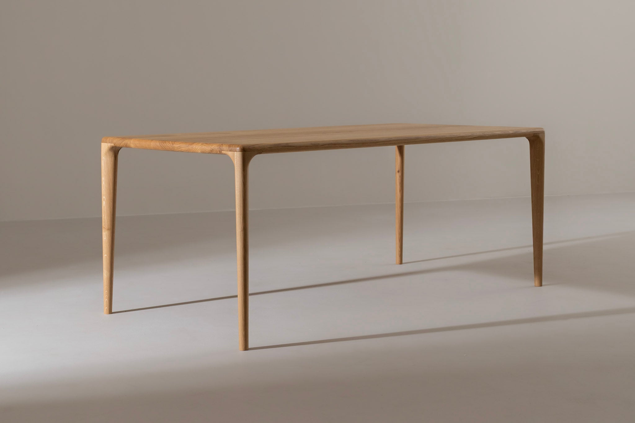 LÜNA Dining Table image 72