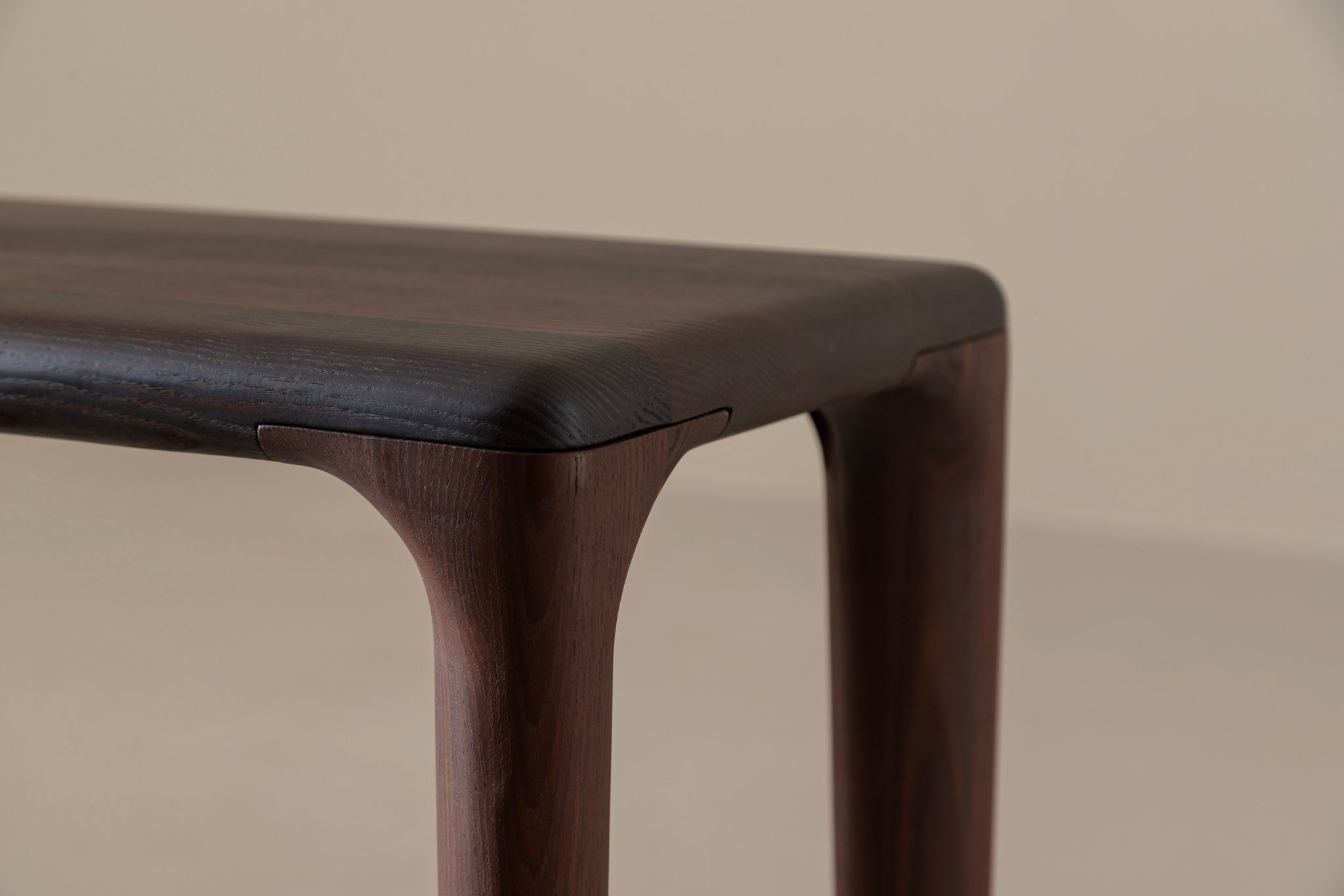 LÜNA Console Table image 36