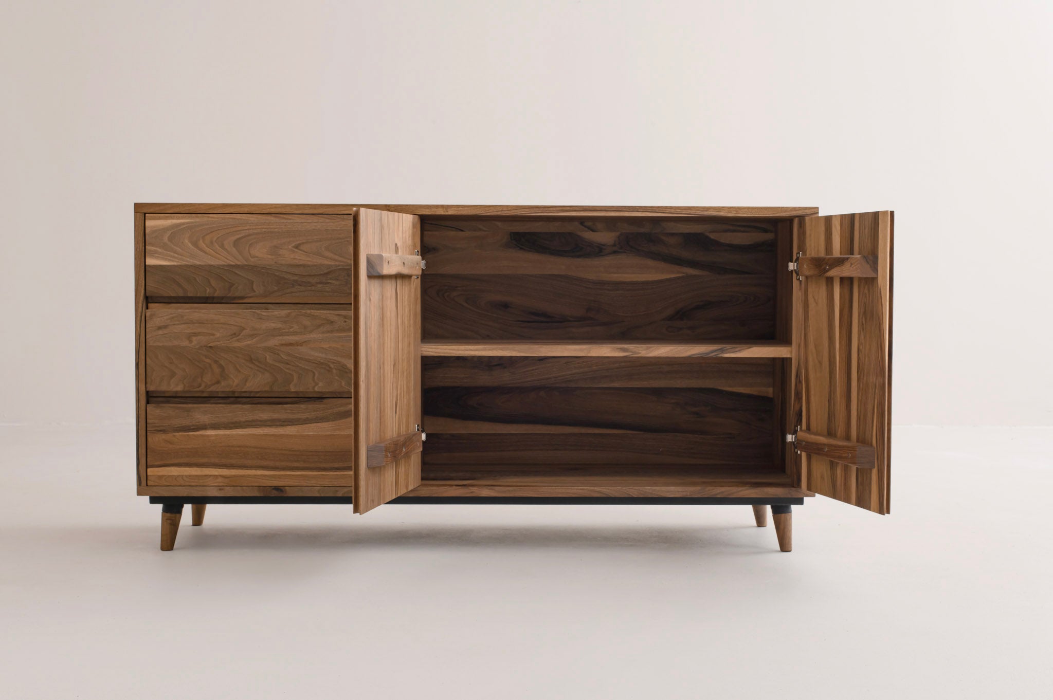 METIN Sideboard image 26
