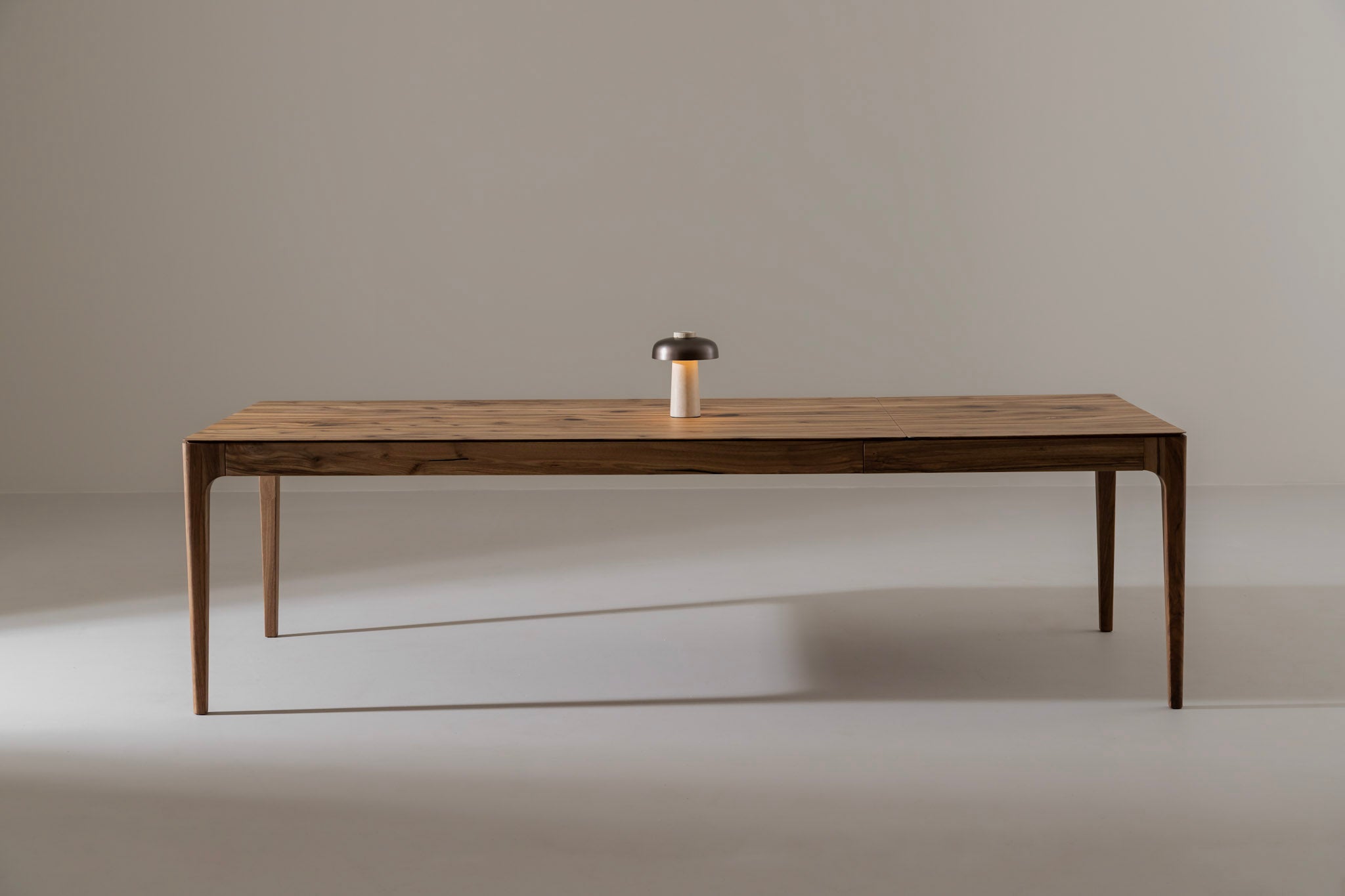 CAROLINA Walnut Extendable Dining Table