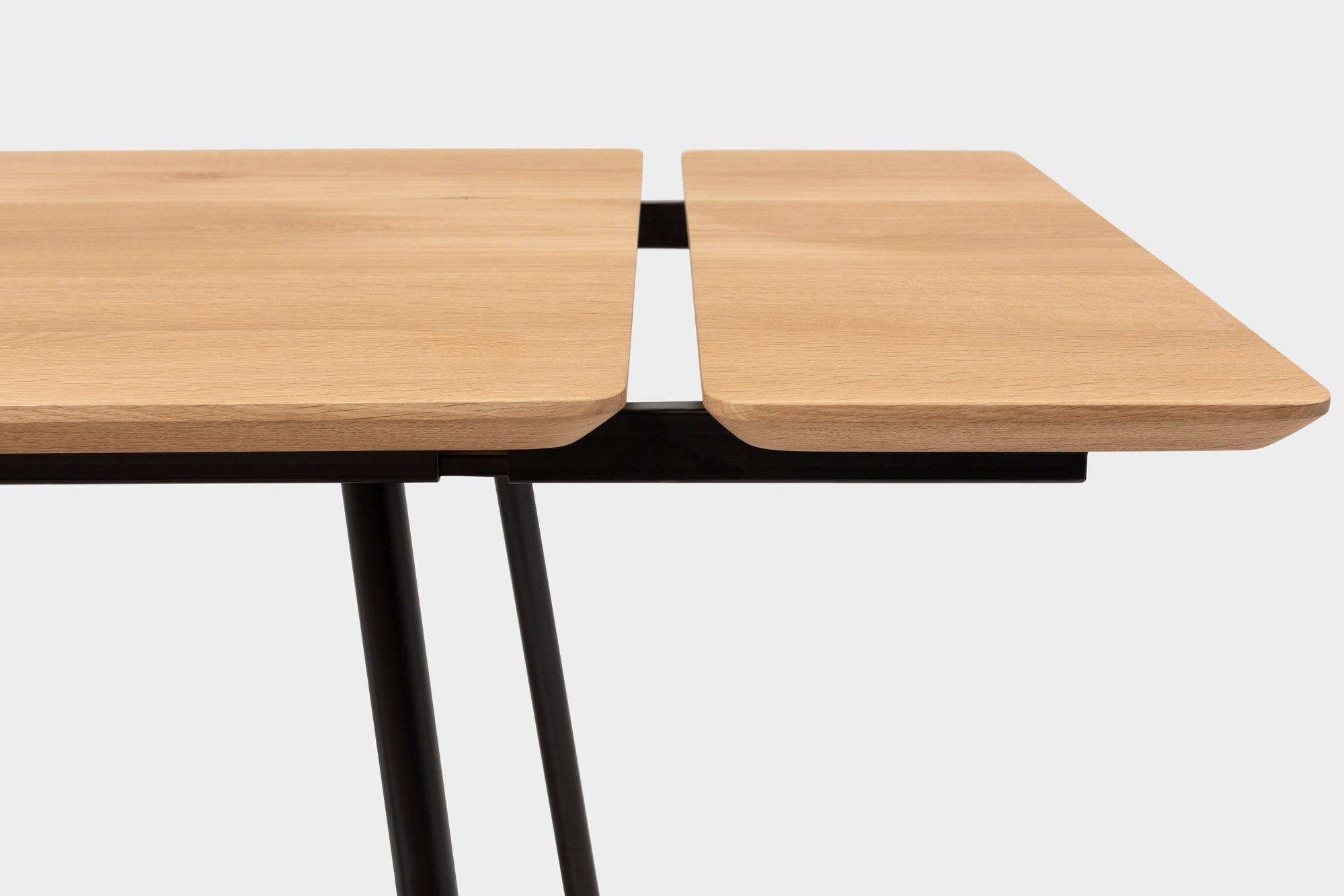 MARTA Oak Extendable Dining Table