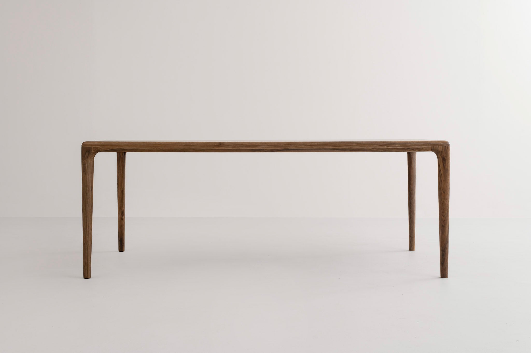 LÜNA S | Dining Table image 25