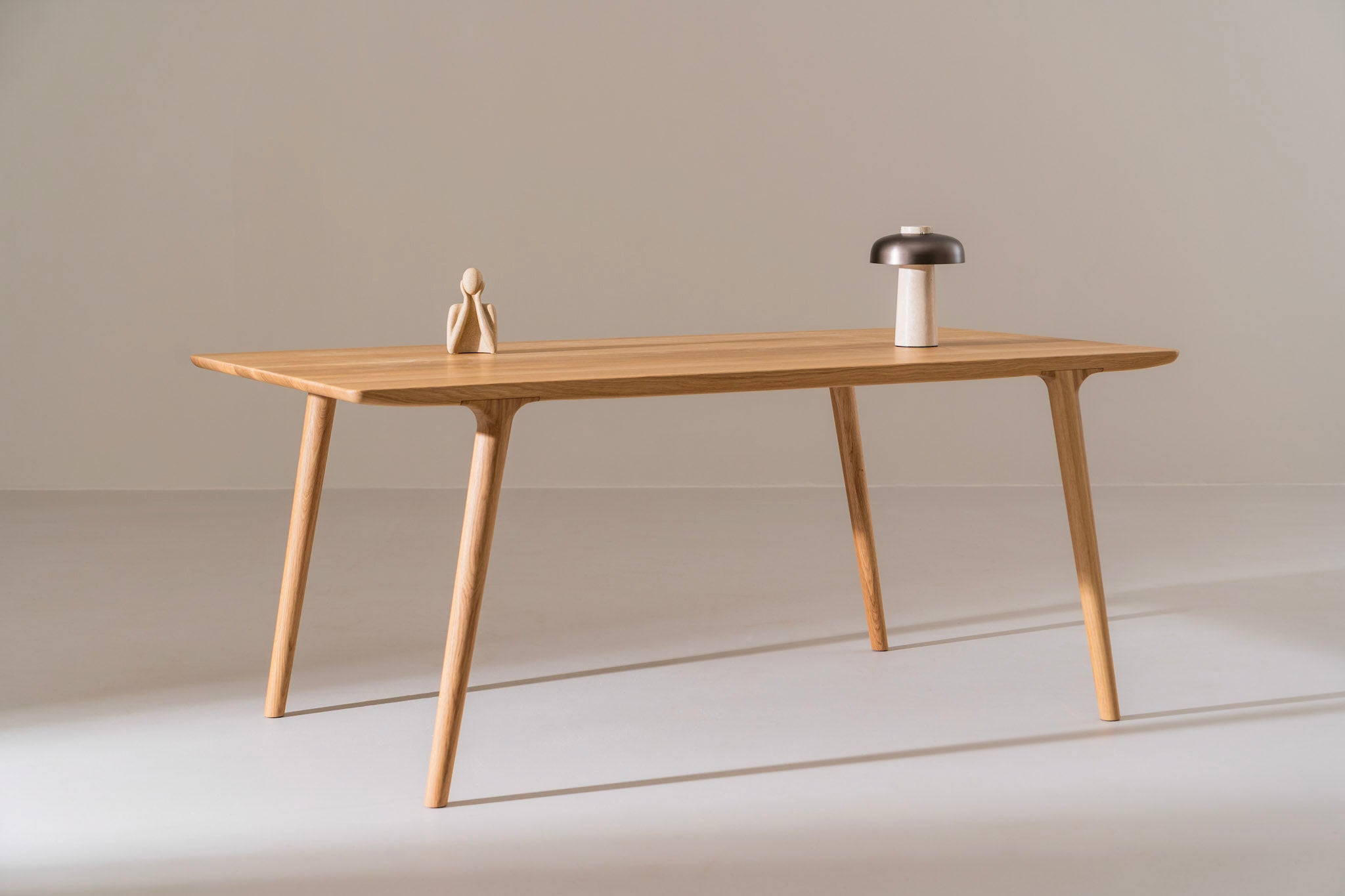 BRUNO Oak Dining Table
