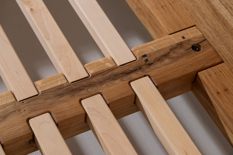 LÜNA Bedframe