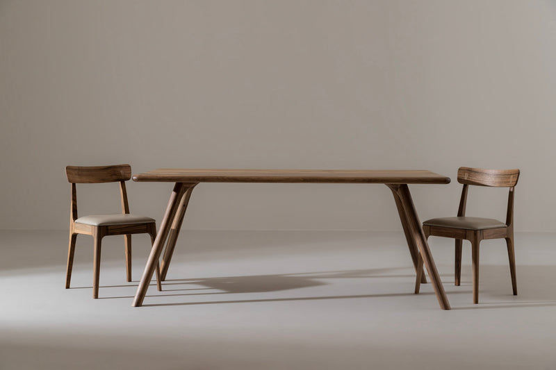 ARLEN Dining Table