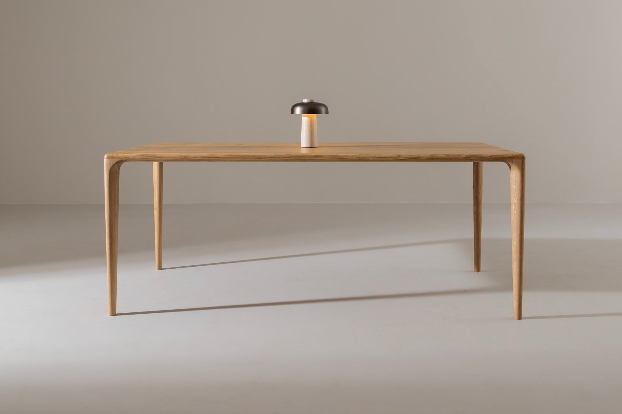 LÜNA Dining Table image 75