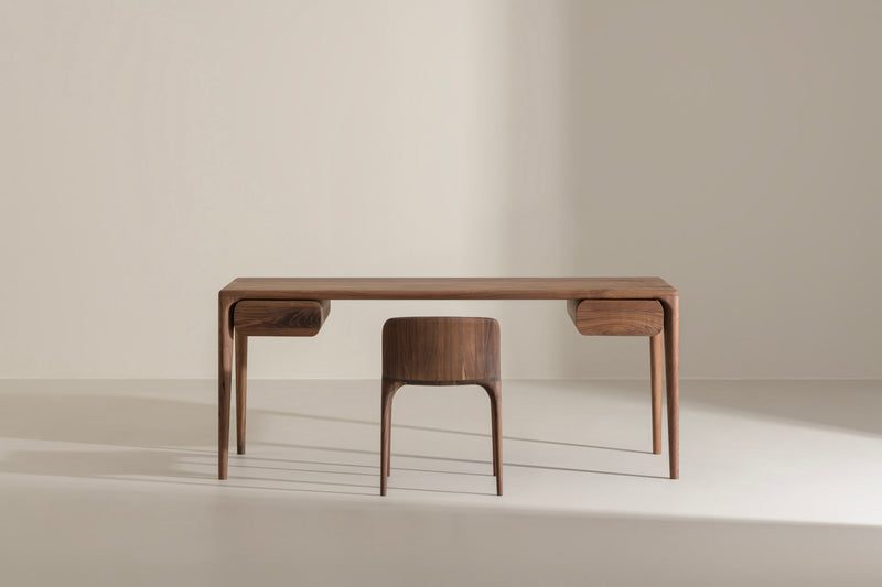 LUNA Desk