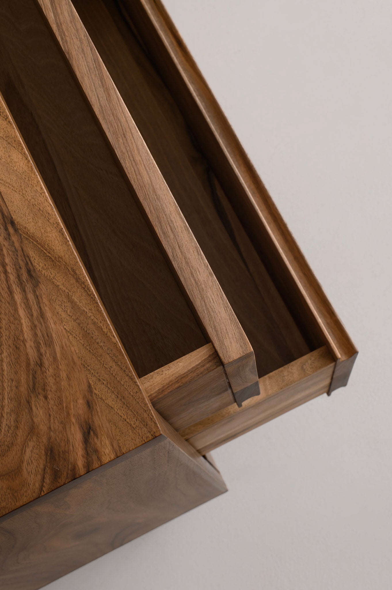 METIN Sideboard image 29