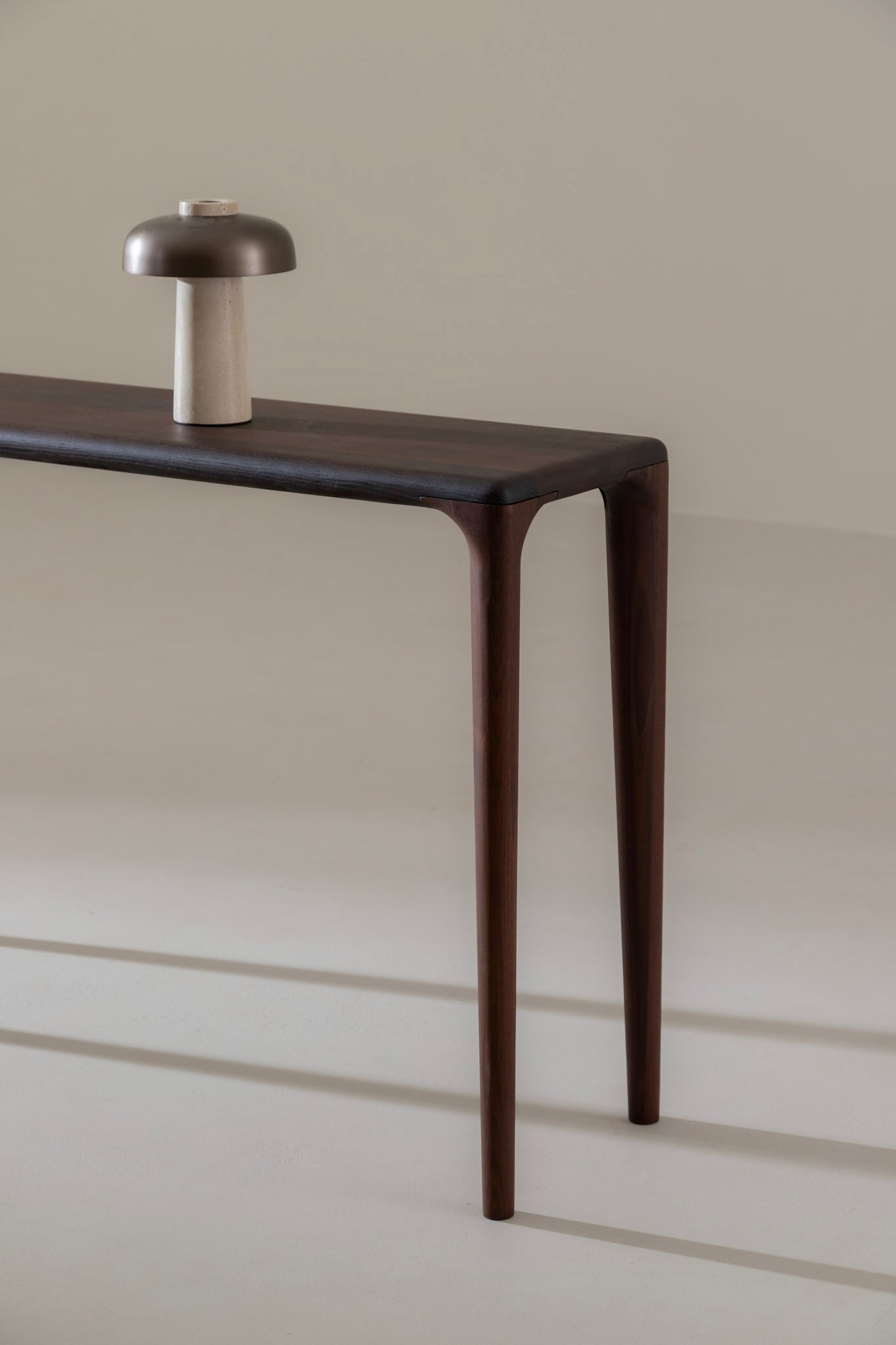 LÜNA Console Table image 40