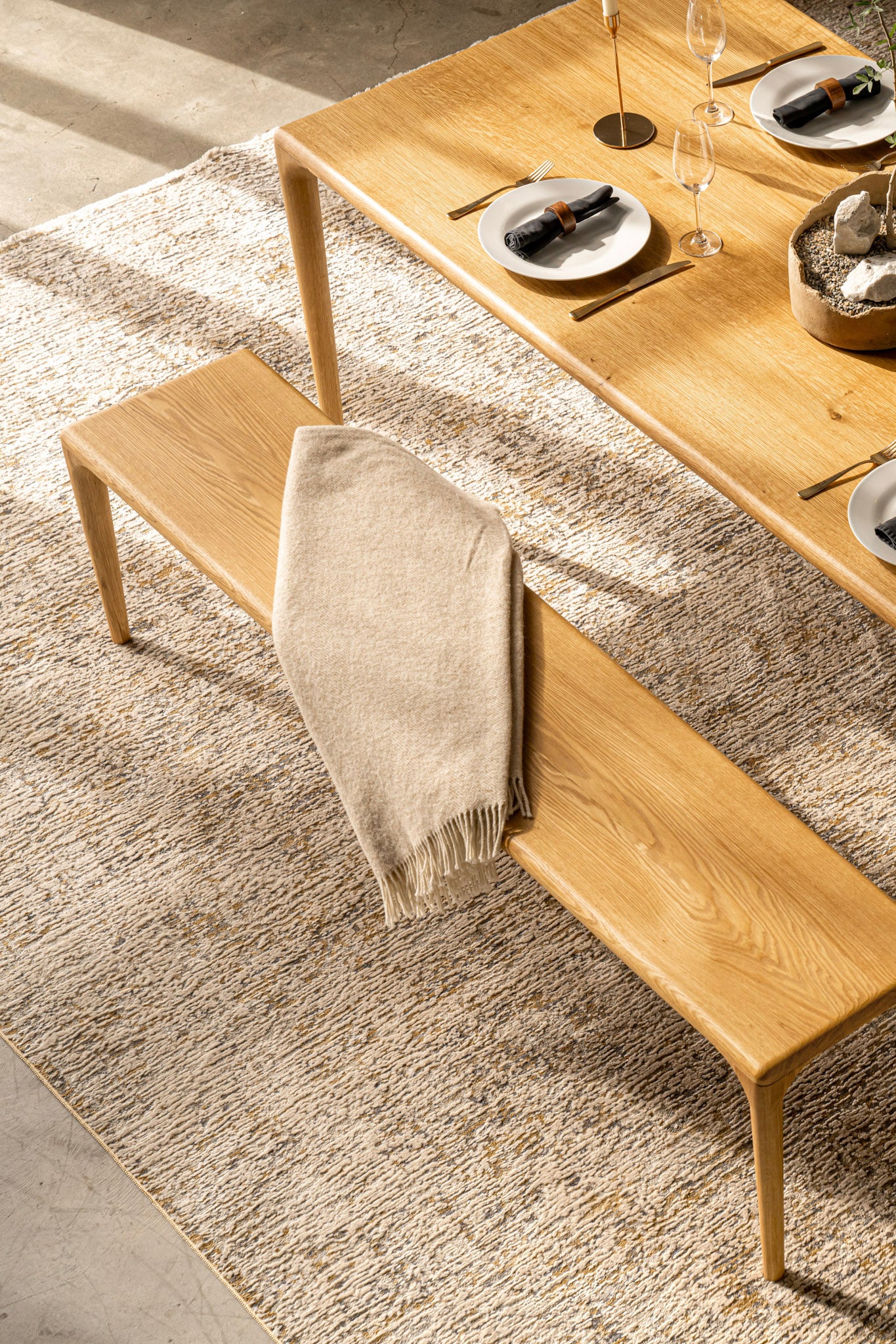 LÜNA Bench image 37