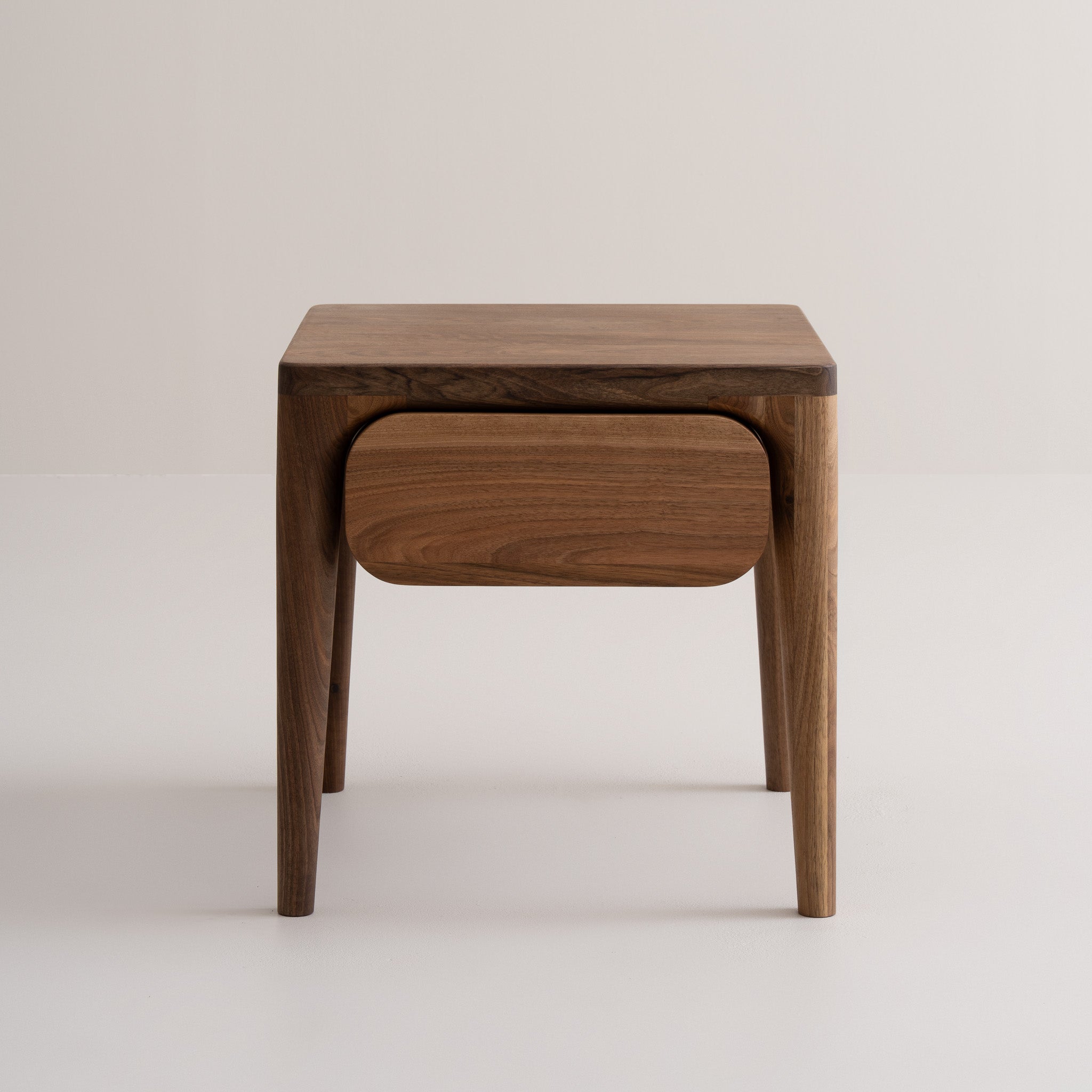 LÜNA | Side Table