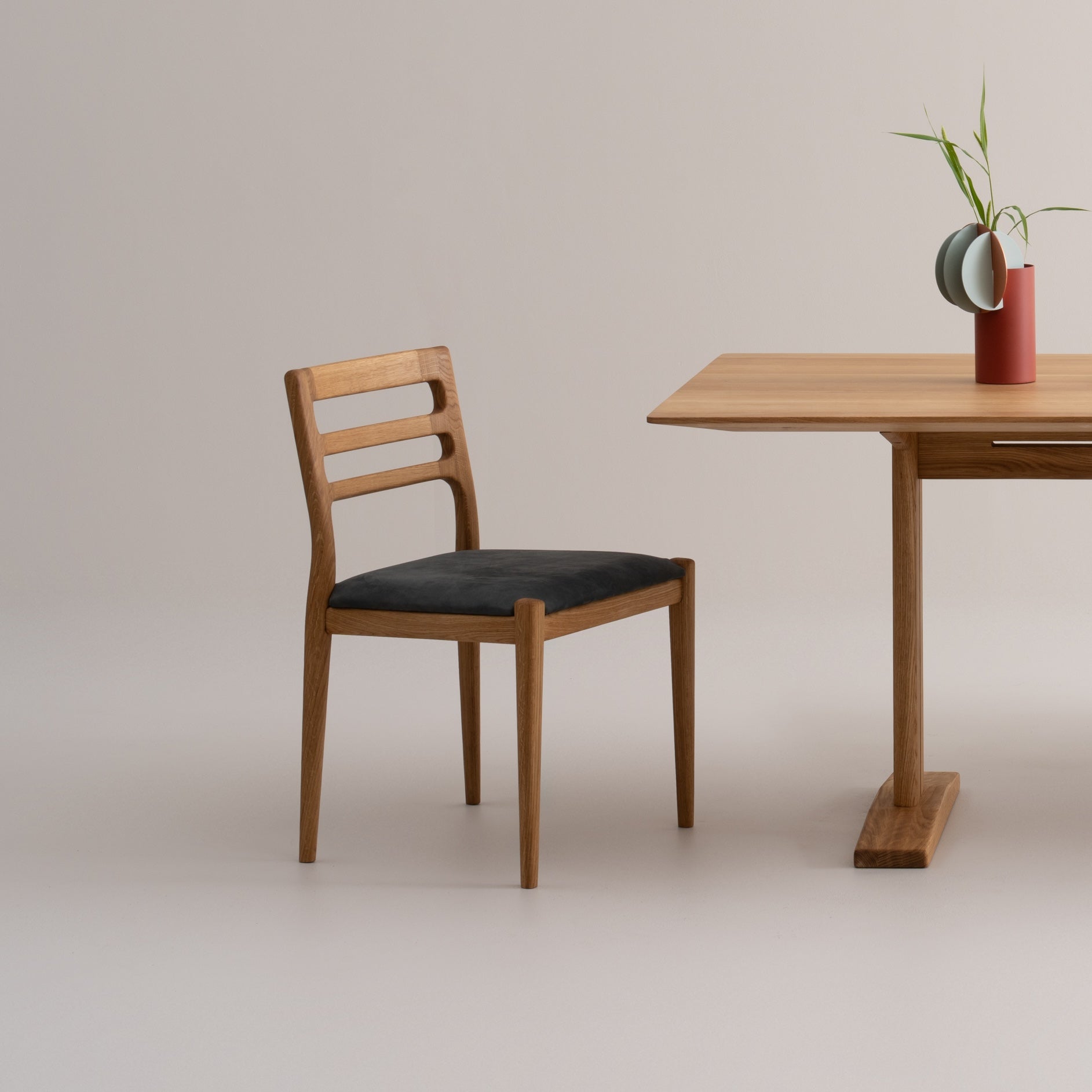 VOSS | Dining Chair