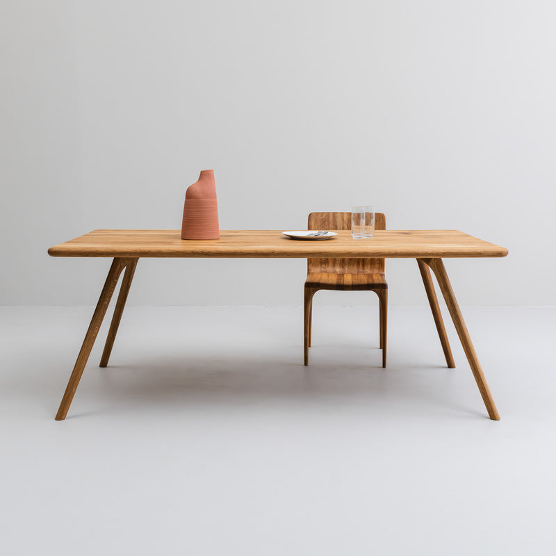 ARLEN | Dining Table