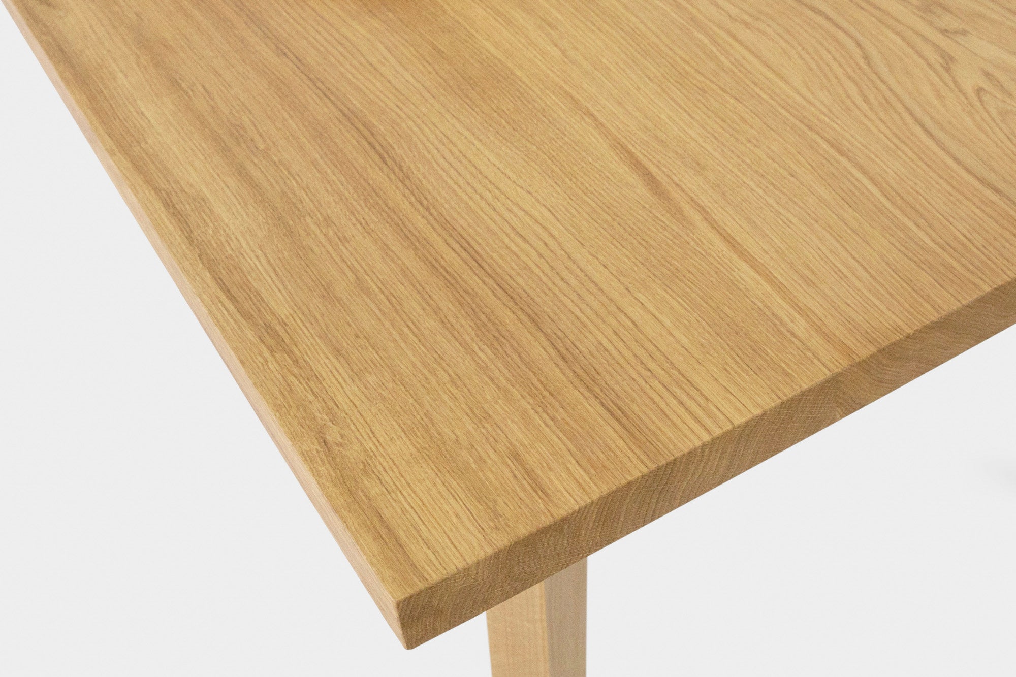 AMBER | Oak Bench
