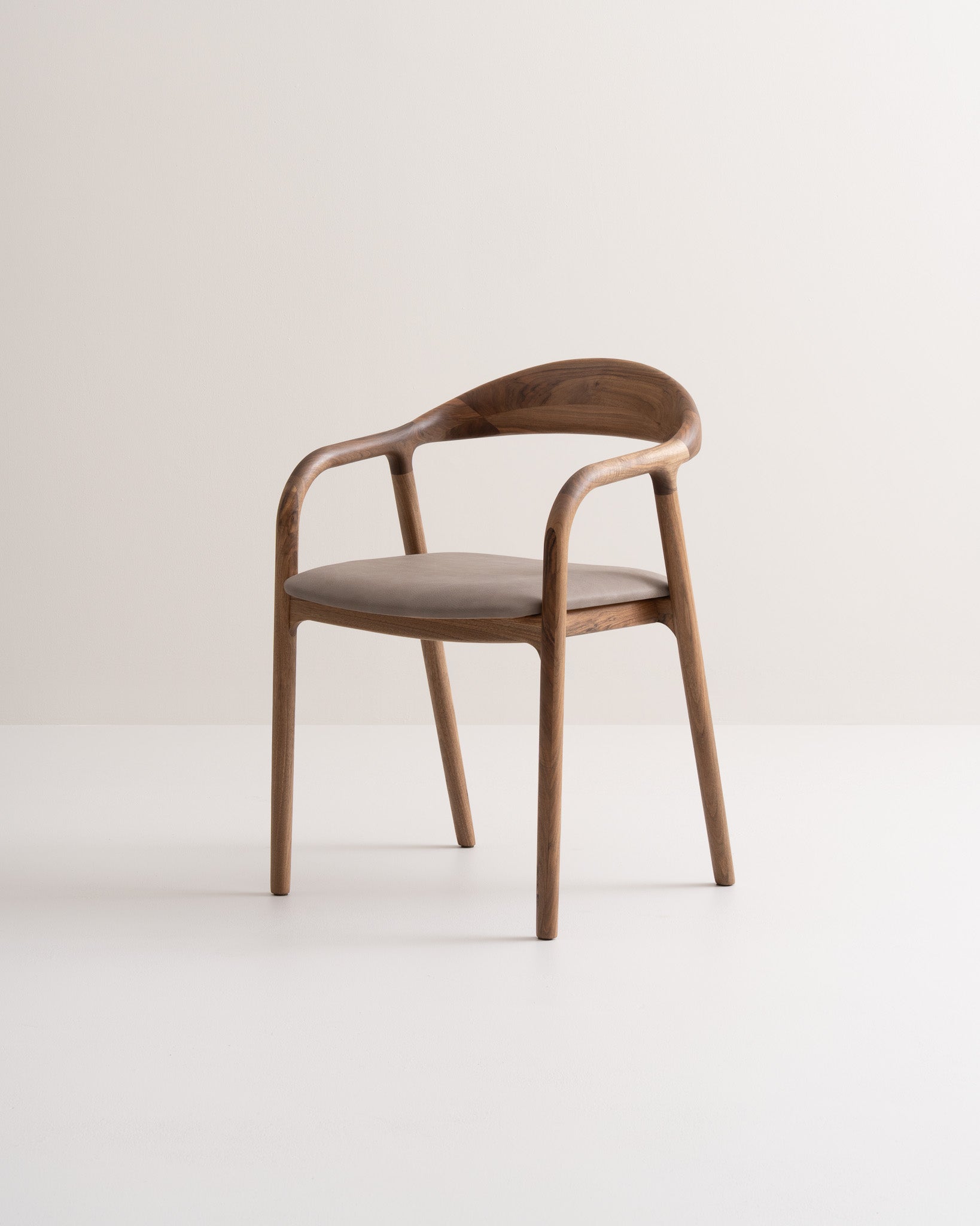 LELA | Chair image 18