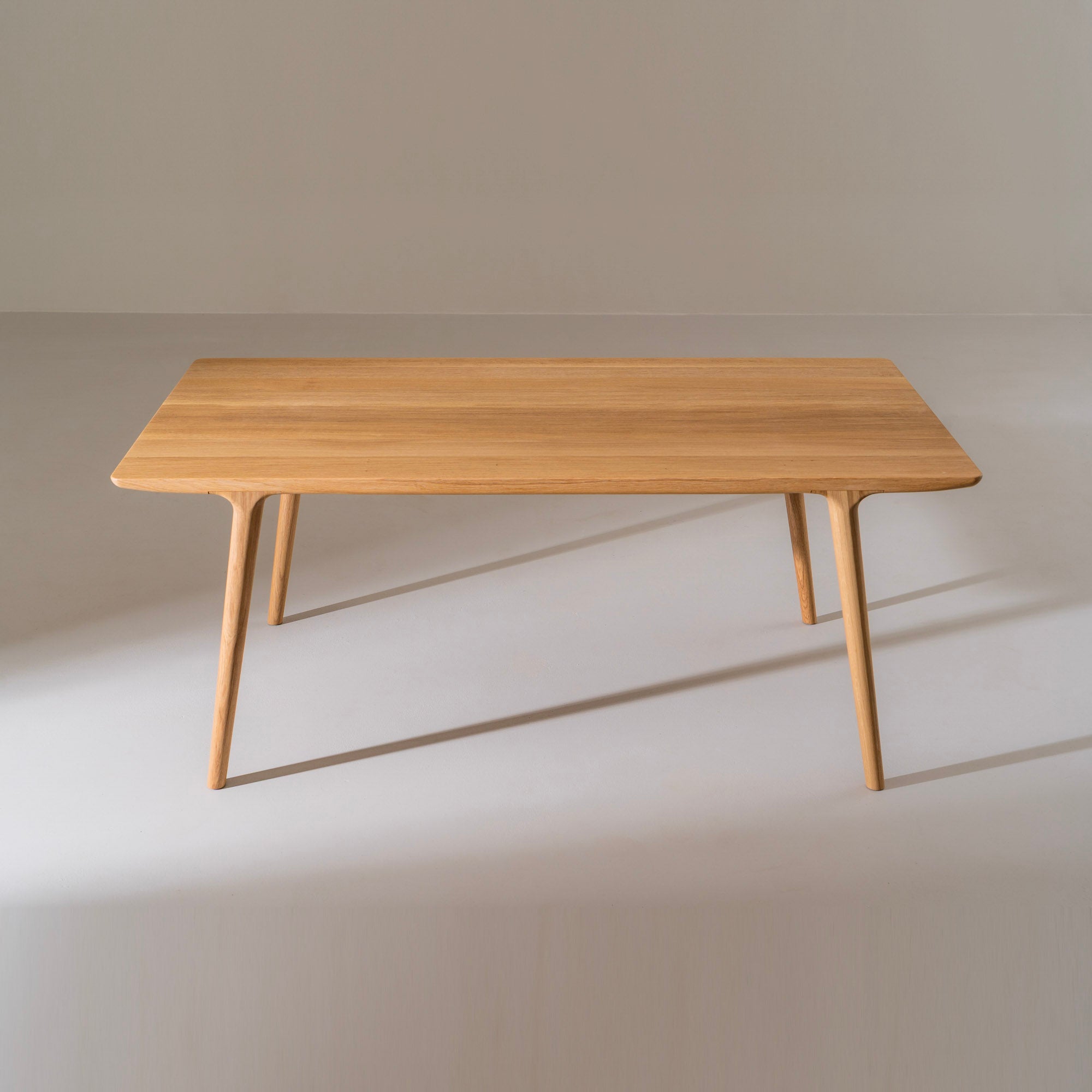 BRUNO Oak Dining Table