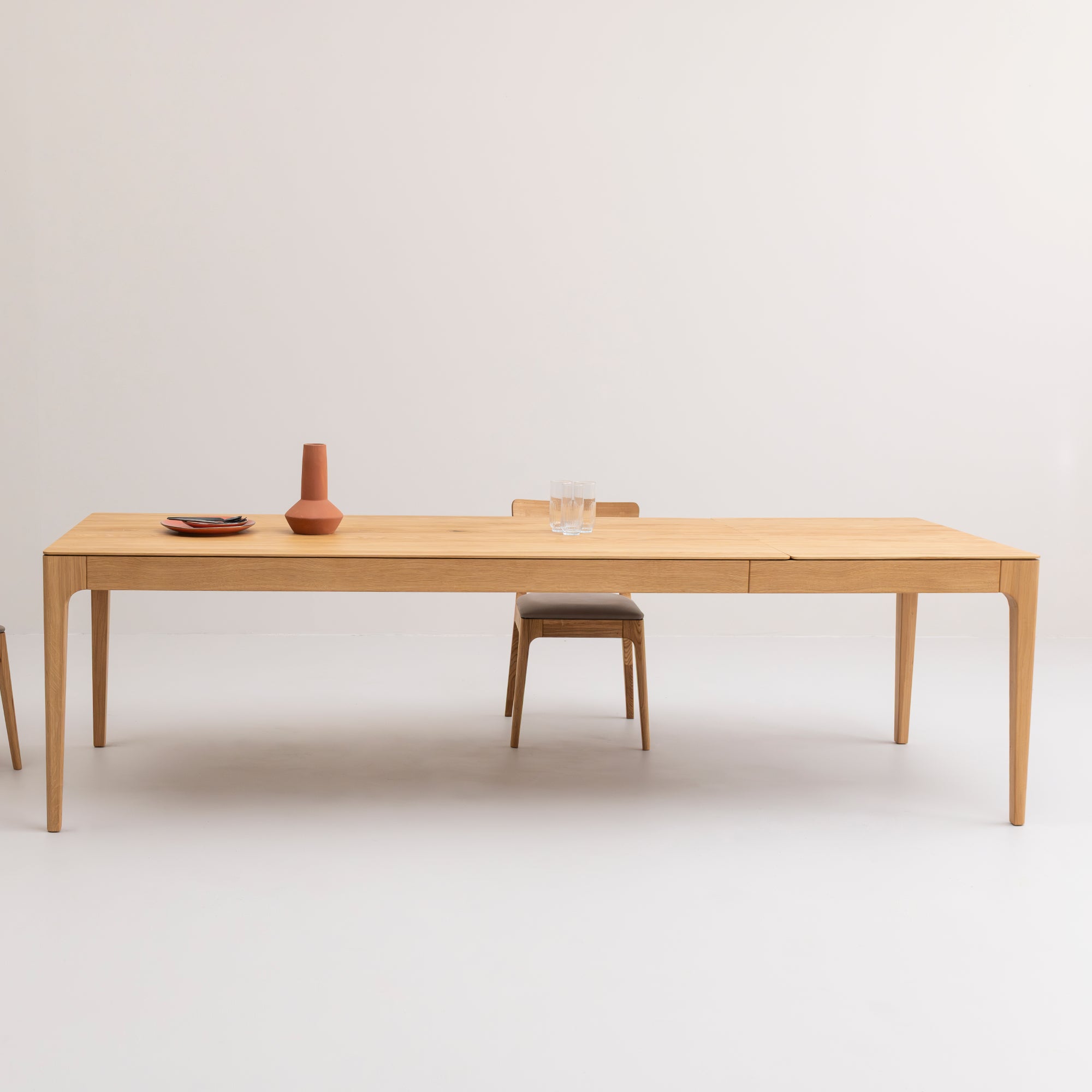 CAROLINA | Oak Extendable Dining Table