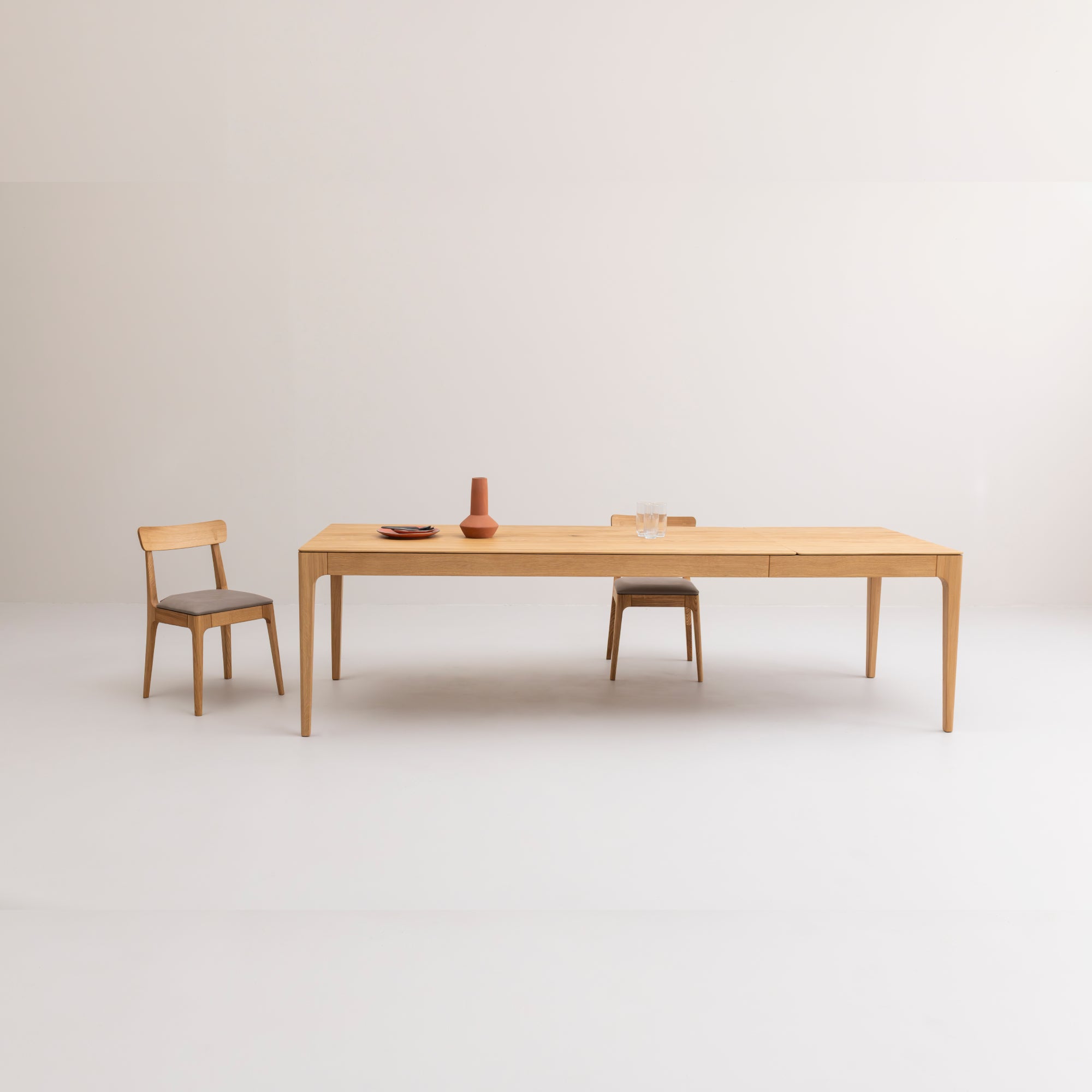 CAROLINA | Oak Extendable Dining Table