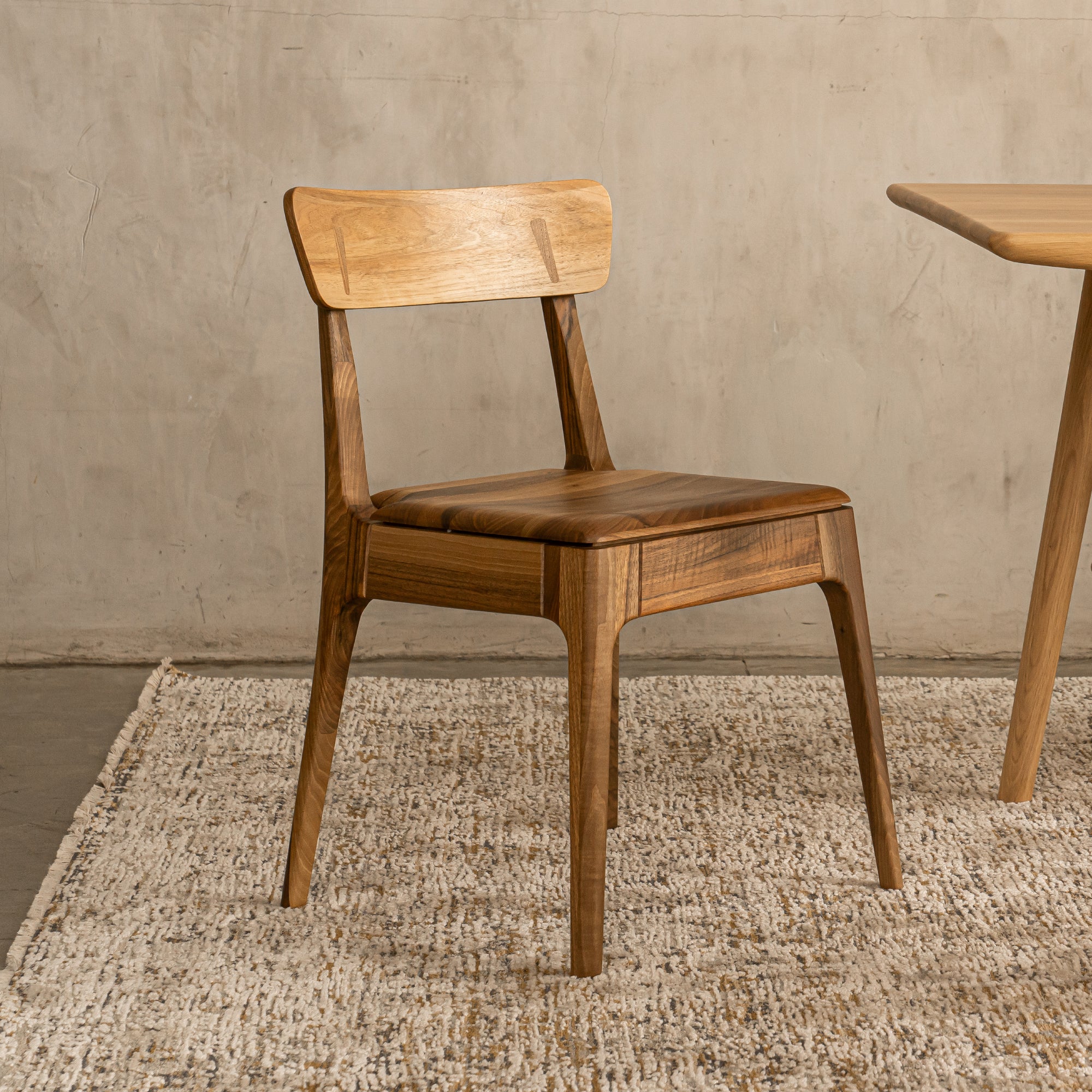 CAROLINA | Walnut Chair