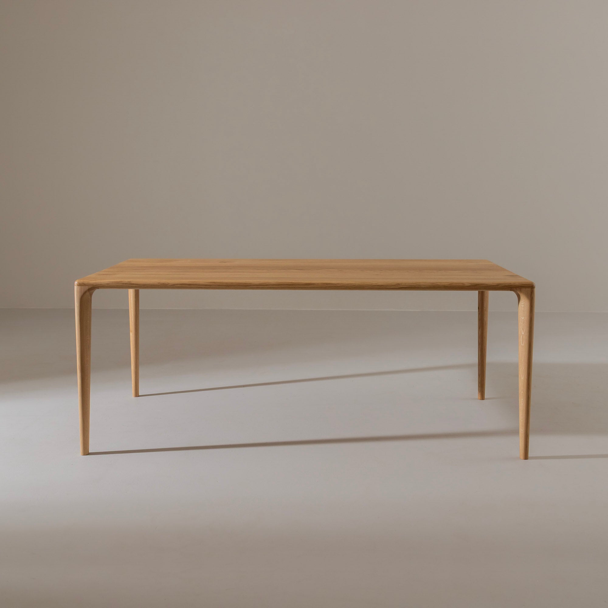 LÜNA Dining Table image 68
