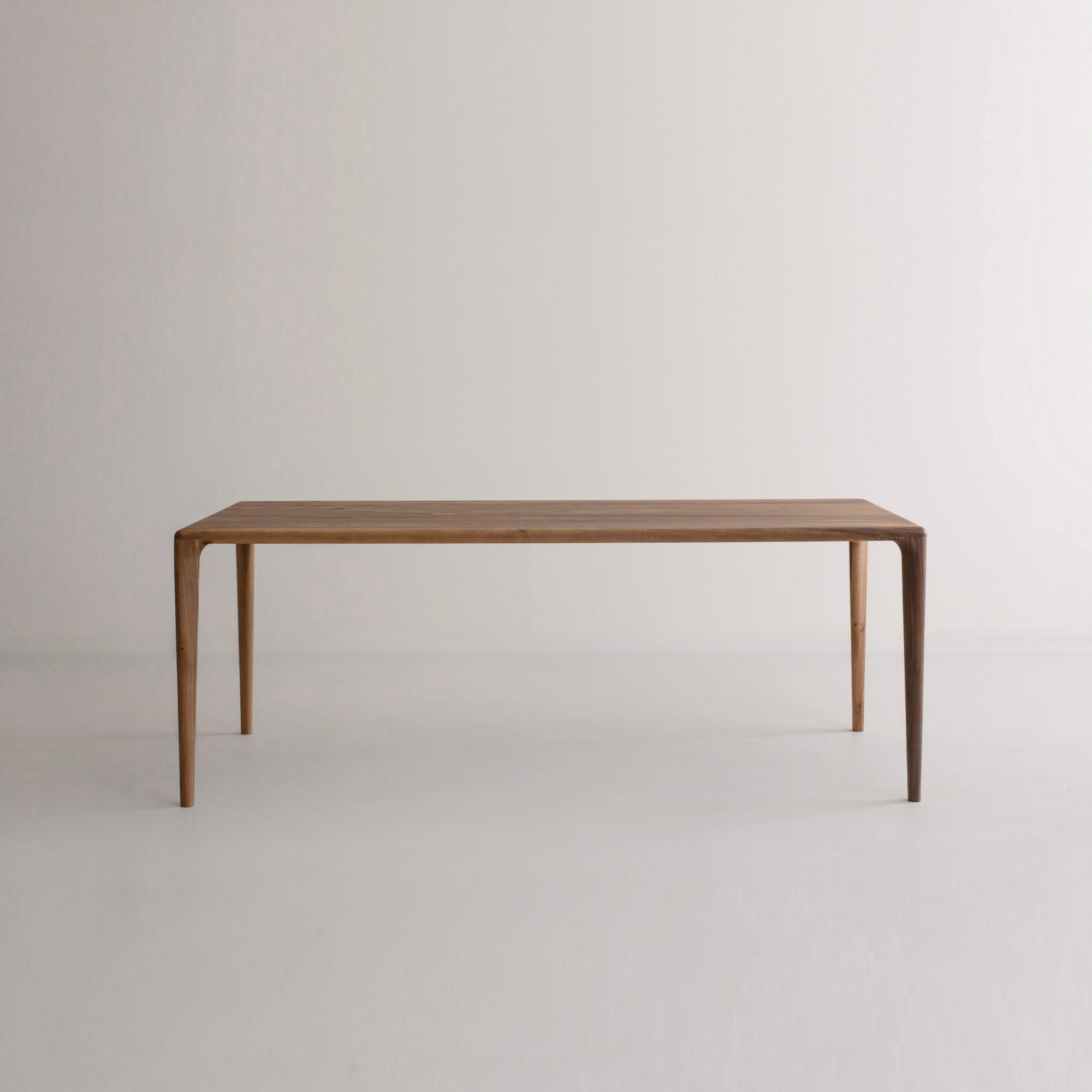 LÜNA | Dining Table image 50