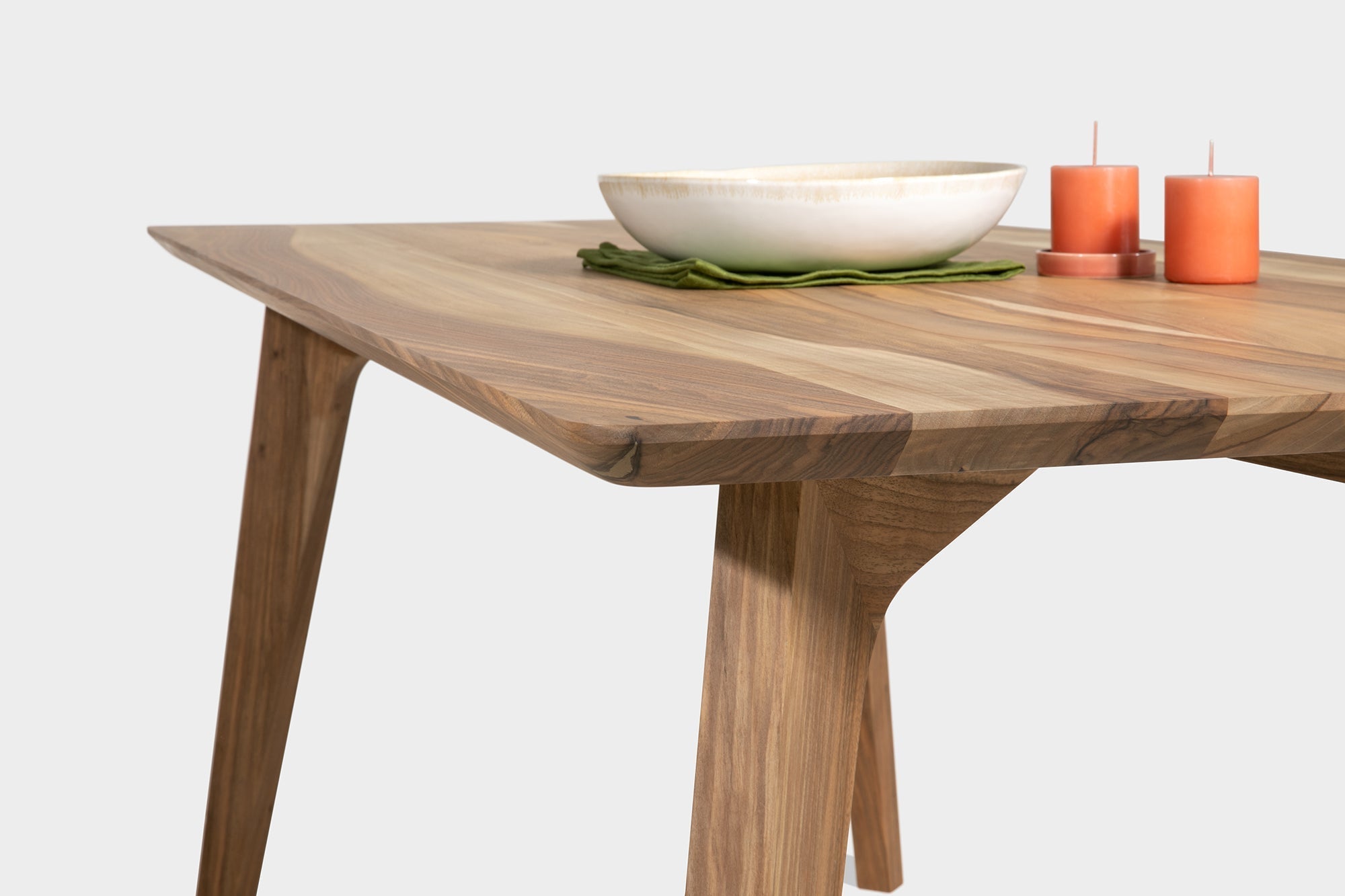 AMBER S | Walnut Extendable Dining Table