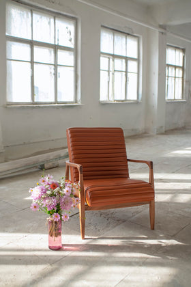 LAICA | Armchair and Ottoman image 23